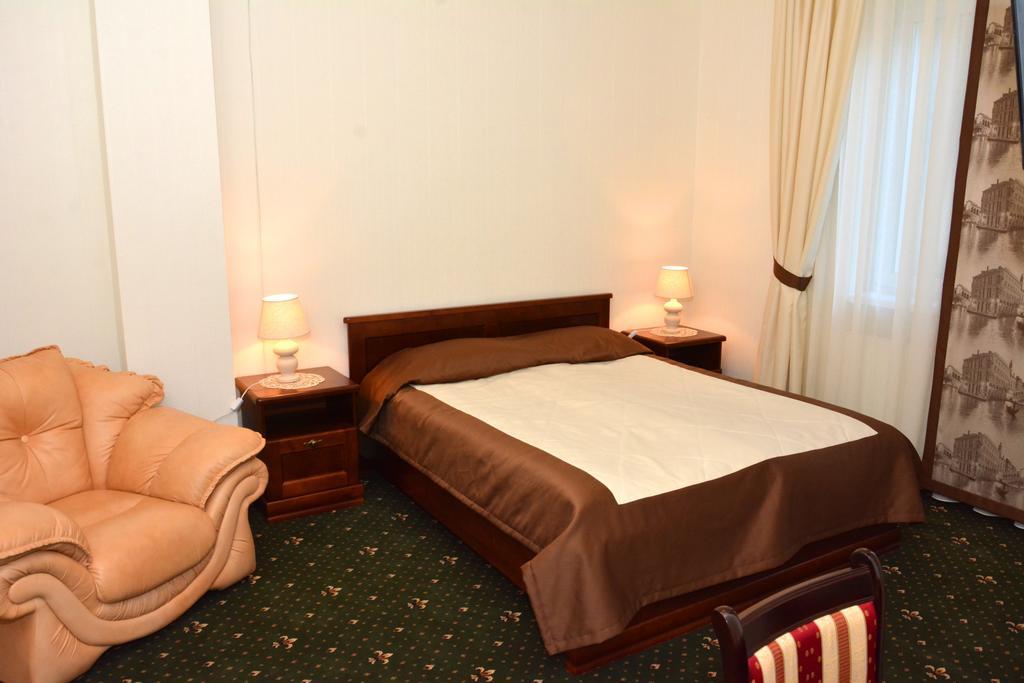 Atrium Hotel Ivano-Frankivsk Room photo