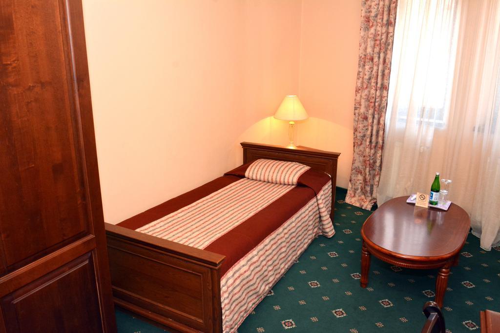 Atrium Hotel Ivano-Frankivsk Room photo